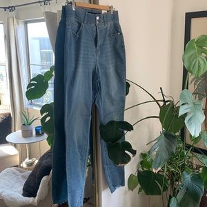 Fashion to figure skinny jeans